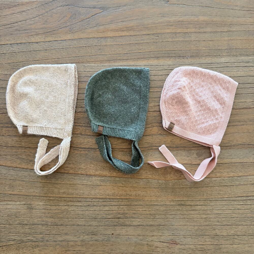 Quincy Mae Knit Pointelle Baby Bonnets (3) - Size 3-6 months